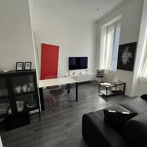  Appartamento Maisons Via Torino Italia