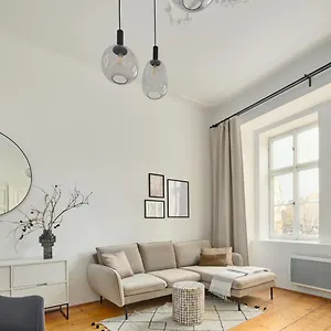 Days - Old Town Square Apartamento Praga